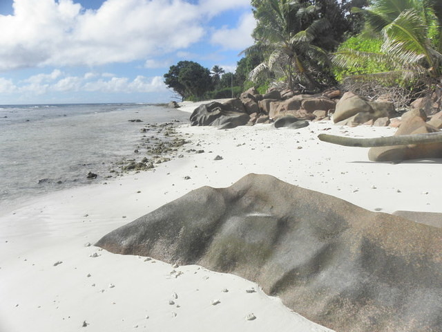 La Digue - North coast